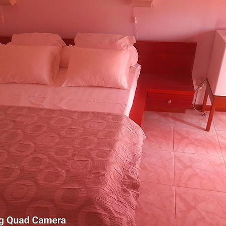 Yria Residencial Bed & Breakfast Porto Novo Cameră foto