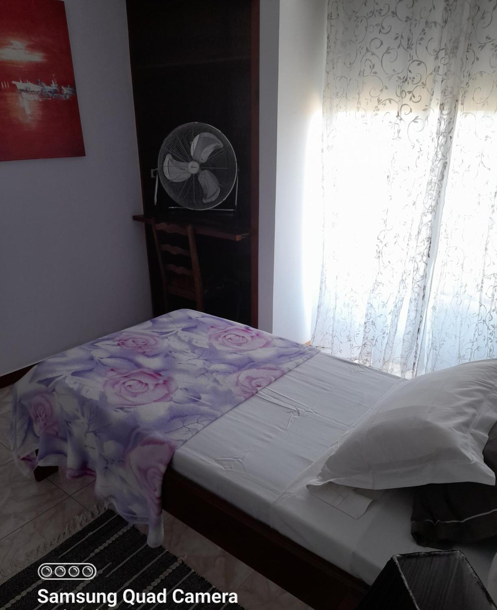 Yria Residencial Bed & Breakfast Porto Novo Cameră foto